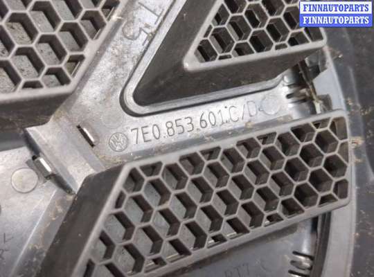 купить Решетка радиатора на Volkswagen Crafter