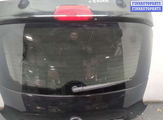 купить Крышка (дверь) багажника на Nissan Juke 2010-2019