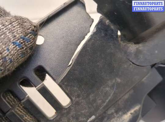 купить Решетка радиатора на Volkswagen Golf 7 2012-2020