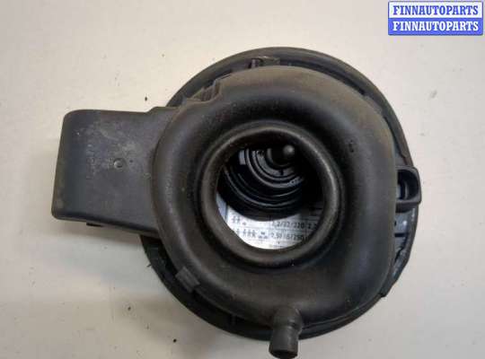 купить Лючок бензобака на Volkswagen Tiguan 2007-2011