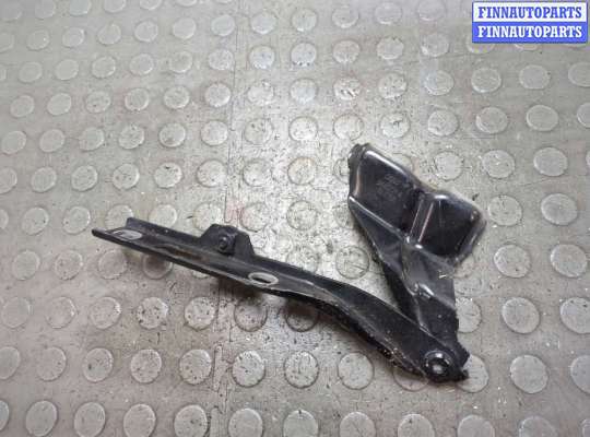 купить Петля капота на Audi Q5 2008-2017