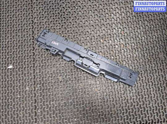 купить Кронштейн порога на BMW X5 E70 2006-2013