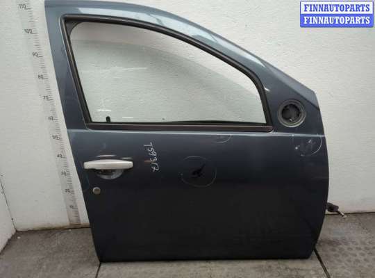 Стекло боковой двери RN1555115 на Dacia Duster 2010-2017