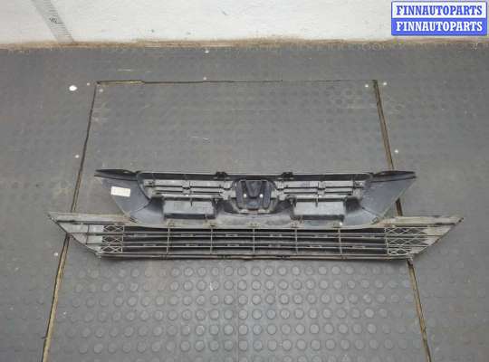 купить Решетка радиатора на Honda CR-V 2006-2012