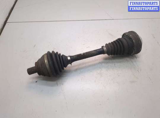 Полуось (приводной вал, шрус) VG2620660 на Volkswagen Passat 6 2005-2010