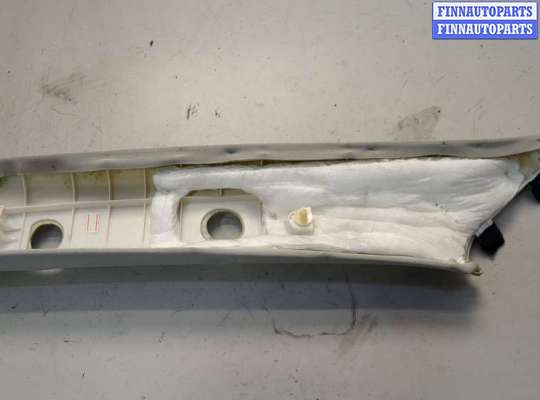 купить Обшивка стойки на Infiniti QX56 2010-2013