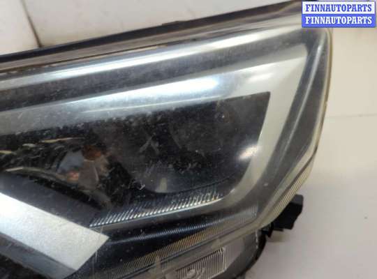 Фара передняя на Toyota RAV4 V (XA50)