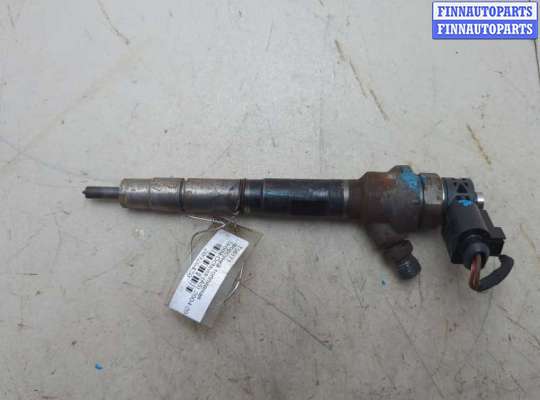 Форсунка топливная SK504342 на Skoda Octavia (A5) 2004-2013