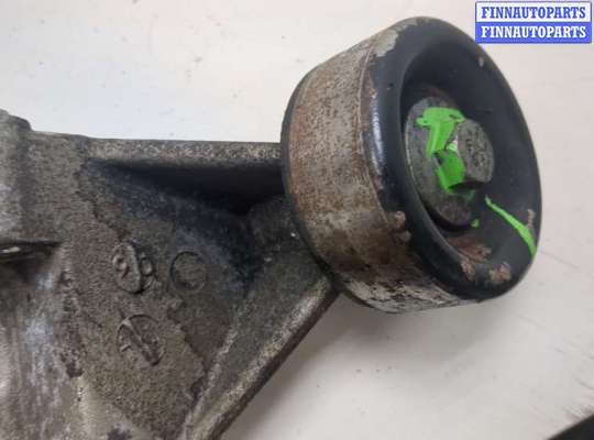 купить Кронштейн крепления генератора на KIA Sorento BL 2002-2011