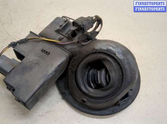 купить Лючок бензобака на Ford C-Max 2002-2010