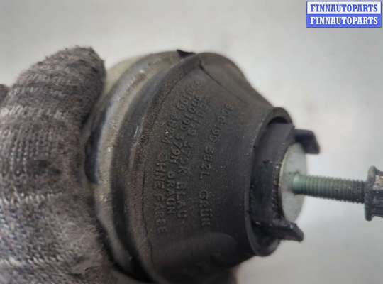 купить Подушка крепления двигателя на Volkswagen Passat 5 1996-2001