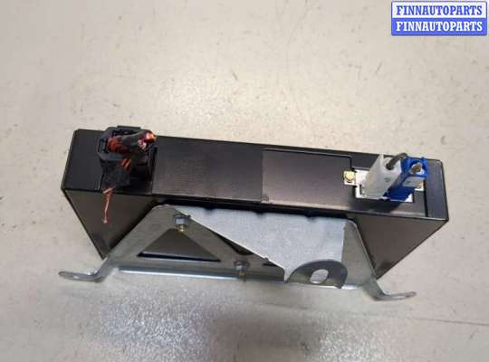 купить Блок управления радиоприемником на Mercedes GL X164 2006-2012
