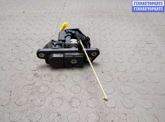 купить Кнопка открывания багажника с крышки на Mercedes S W220 1998-2006