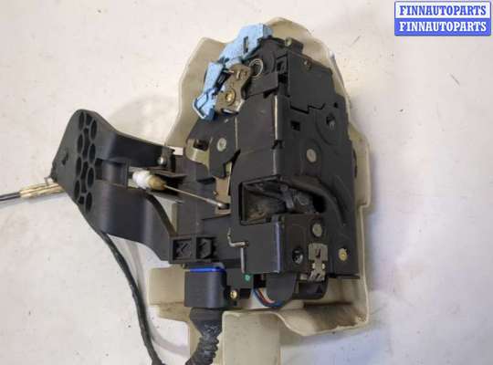 Замок боковой двери на Volkswagen Touareg I (7L)