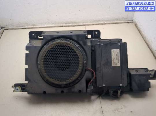 Усилитель звука HM30297 на Hummer H3