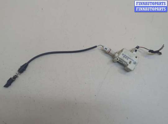 купить Электропривод запирания бака на Volkswagen Phaeton 2002-2010