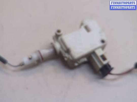 купить Электропривод запирания бака на Volkswagen Phaeton 2002-2010