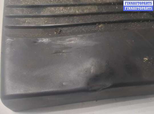 купить Накладка декоративная на ДВС на Mercedes CLK W209 2002-2010