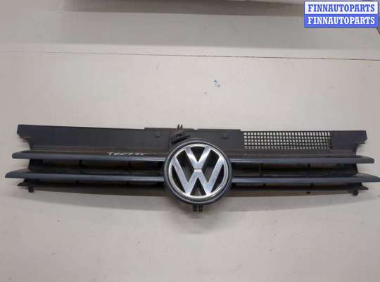 Решетка радиатора VG2727092 на Volkswagen Golf 4 1997-2006