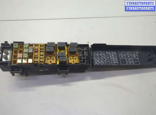 купить Блок предохранителей на Jeep Wrangler 1996-2006