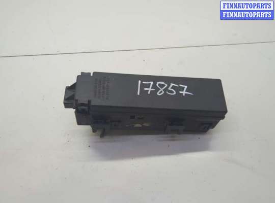 купить Блок предохранителей на Jeep Wrangler 1996-2006