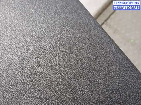 купить Обшивка центральной стойки на Ford Kuga 2016-2019