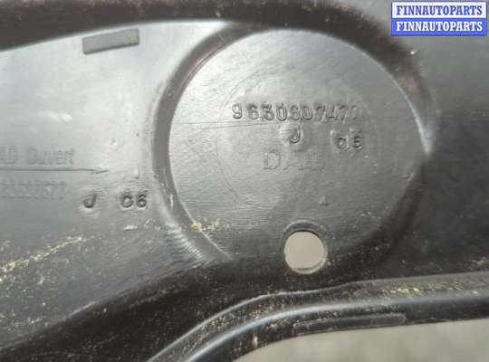 купить Жабо под дворники (дождевик) на Peugeot 206 1998-2012