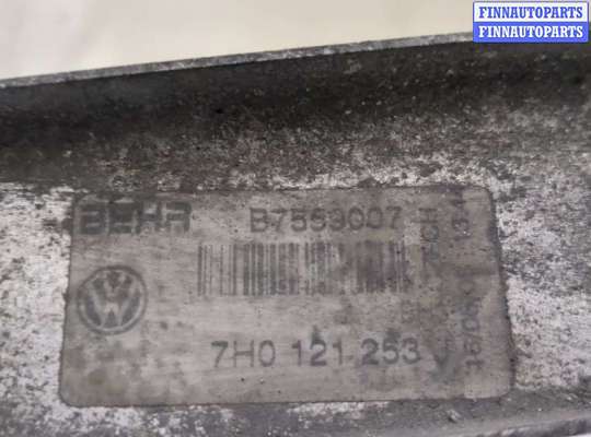 купить Радиатор охлаждения двигателя на Volkswagen Transporter 5 2003-2015