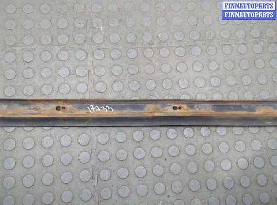 купить Уплотнитель на Infiniti QX60 2013-2020