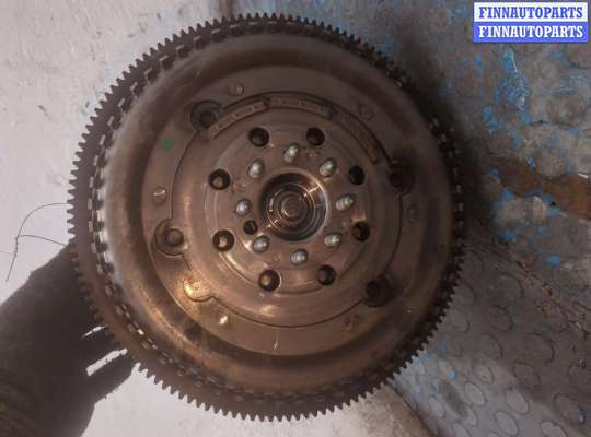 купить Маховик на Mercedes C W203 2000-2008