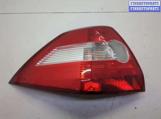 Фонарь задний на Renault Megane II