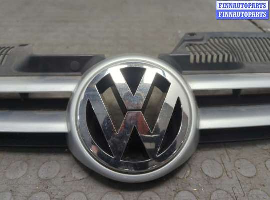 купить Решетка радиатора на Volkswagen Golf 5 2003-2009