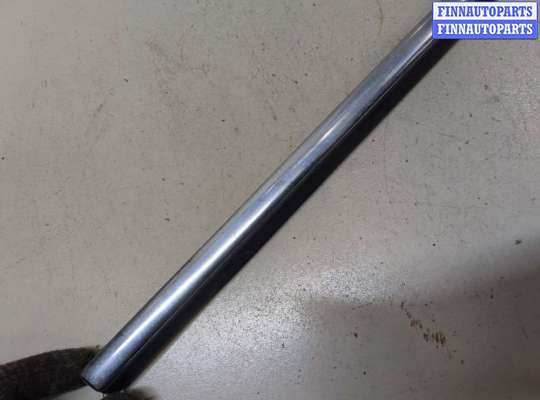 купить Молдинг стекла (боковое) на Volkswagen Passat 5 2000-2005