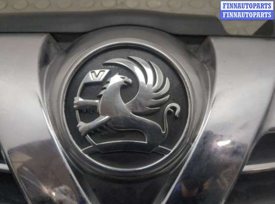 купить Решетка радиатора на Opel Zafira B 2005-2014