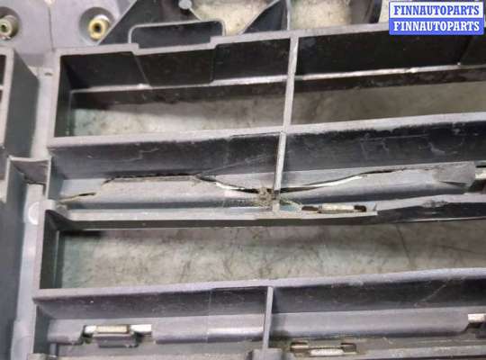 купить Решетка радиатора на Mercedes C W204 2006-2015