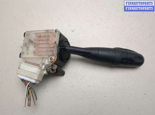 купить Переключатель поворотов на Toyota Yaris 1999-2006