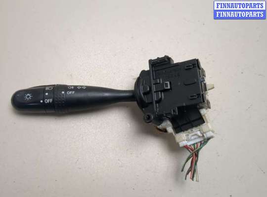 Купить Переключатель поворотов на Toyota Yaris 1999-2006 Переключатель поворотов TT939398 на Toyota Yaris 1999-2006