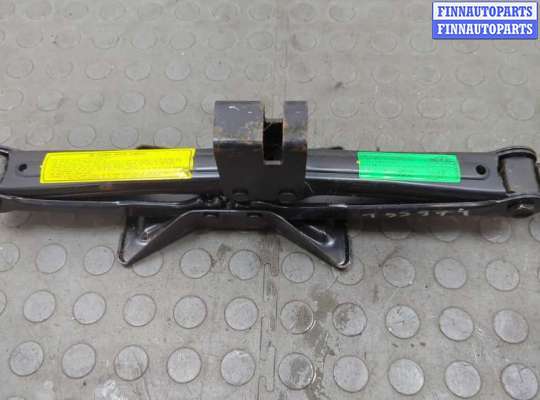 купить Набор инструментов штатный на Hyundai Tucson 1 2004-2010