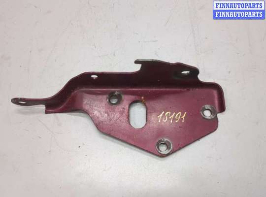 Петля капота CD78140 на Chevrolet Tahoe 1999-2006