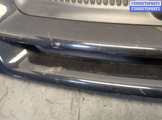 купить Решетка радиатора на Volkswagen Golf 5 2003-2009