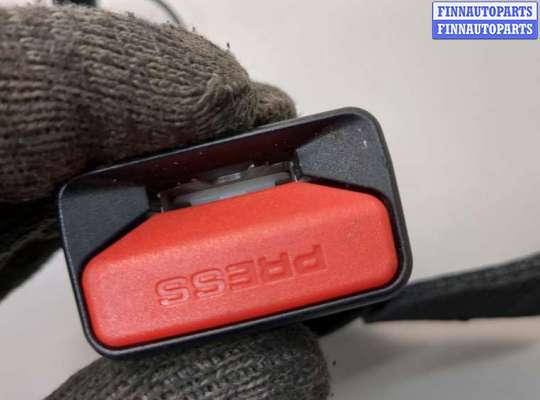 Пиропатрон (замок) ремня безопасности на Jaguar XE (X760)