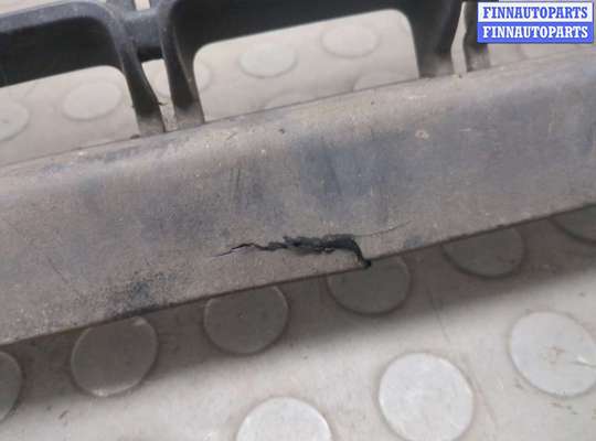 купить Заглушка (решётка) бампера на Opel Zafira C 2011-2019