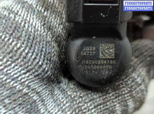 Форсунка топливная на Nissan Qashqai I (J10)