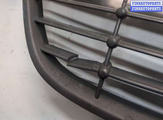 купить Решетка радиатора на Ford Focus 2 2008-2011