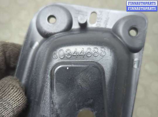 купить Ручка двери салона на Hummer H3