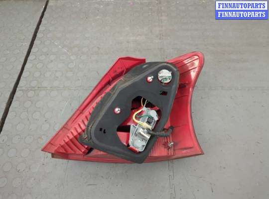 купить Фонарь (задний) на Toyota Yaris 2005-2011