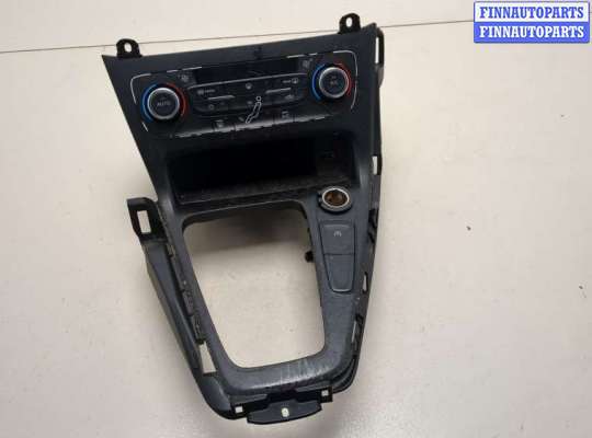 Переключатель отопителя (печки) FO2158327 на Ford Focus 3 2014-2019