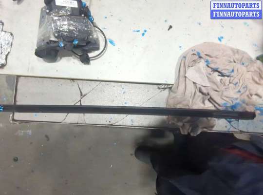 купить Молдинг стекла (боковое) на Nissan X-Trail (T30) 2001-2007