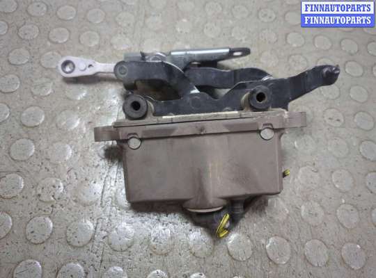 Петля капота MB1705414 на Mercedes E W212 2009-2016
