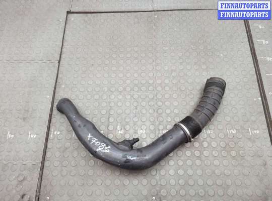 купить Патрубок корпуса воздушного фильтра на Volvo XC70 2007-2016